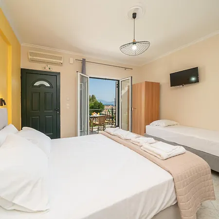 Ξενοδοχείο με διαμερίσματα Filalithis & 3*