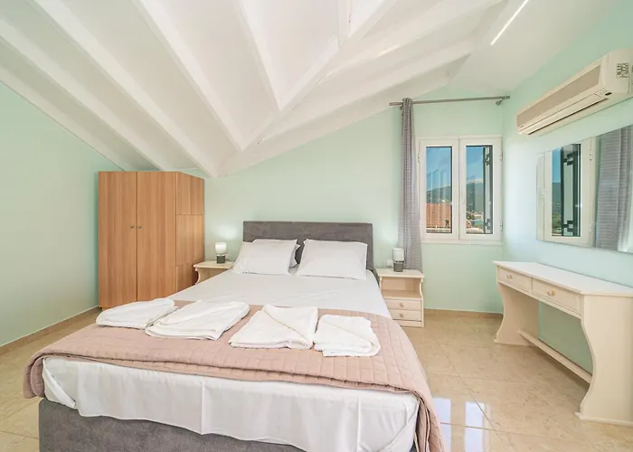 Apartahotel Filalithis & 3*