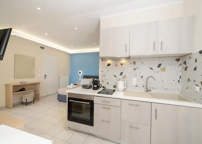 Filalithis & Apartahotel Sami (Kefalonia)