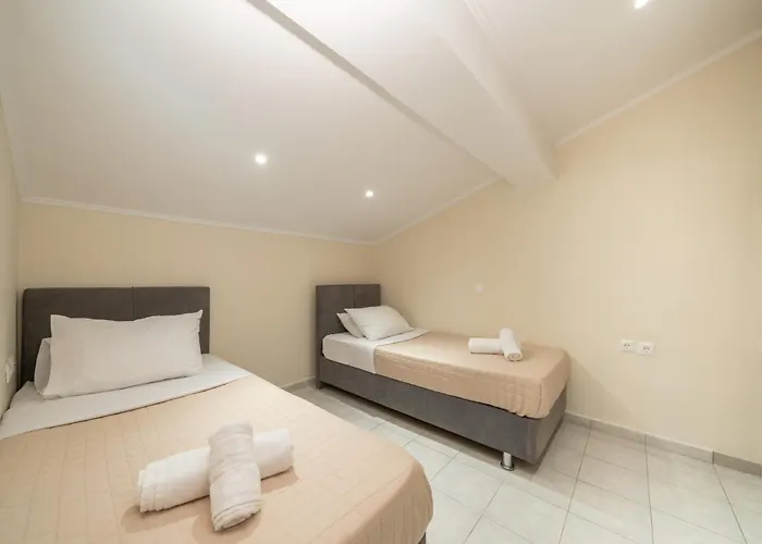 Filalithis & 3* Sami (Kefalonia)