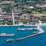 Filalithis & 3* Sami (Kefalonia)